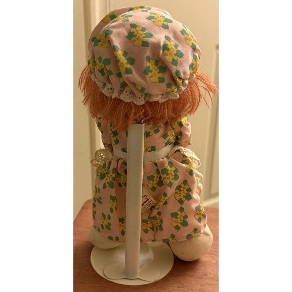 Vintage precious‎ moments plush DOLL MANDY 16017 W/ Basket May 1987 With Stand
